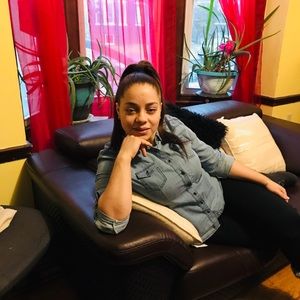 Meet your Posher, Argelia